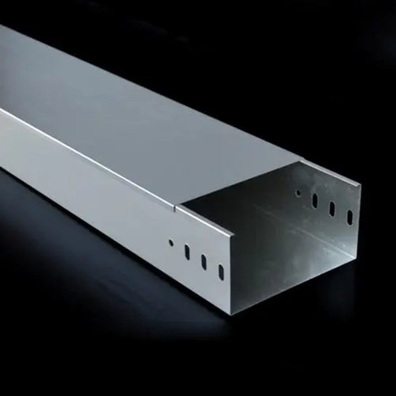 پالش کردن سینی کابل SS 304 طول سفارشی اندازه رنگ نقره ای
