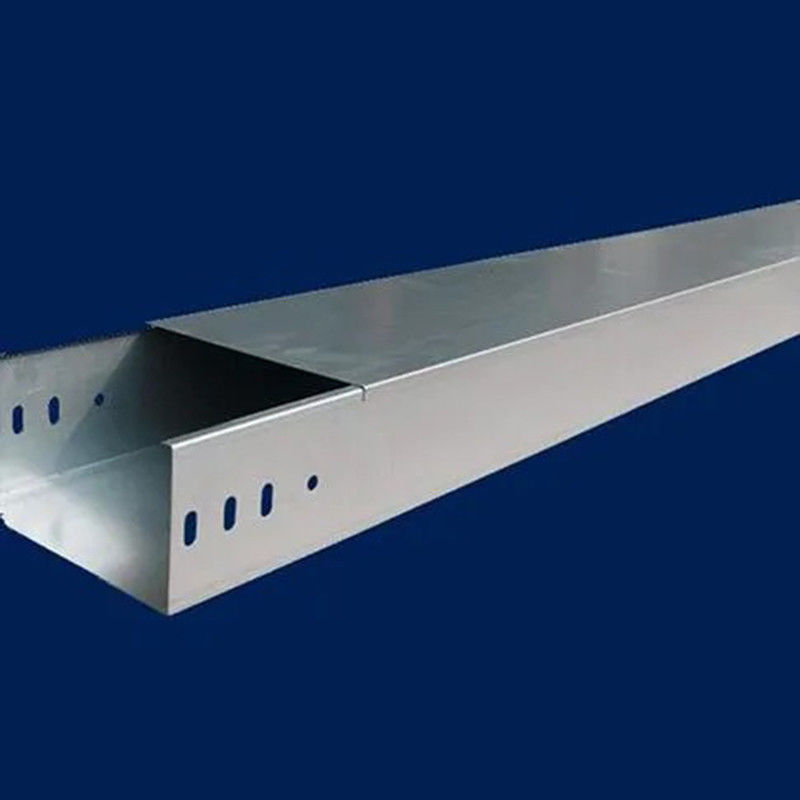 نوع نردبان نوع نردبان کابل فولاد ضد زنگ در فضای باز حداکثر 40 کیلوگرم در متر مربع ضخامت 1.2mm-2.5mm